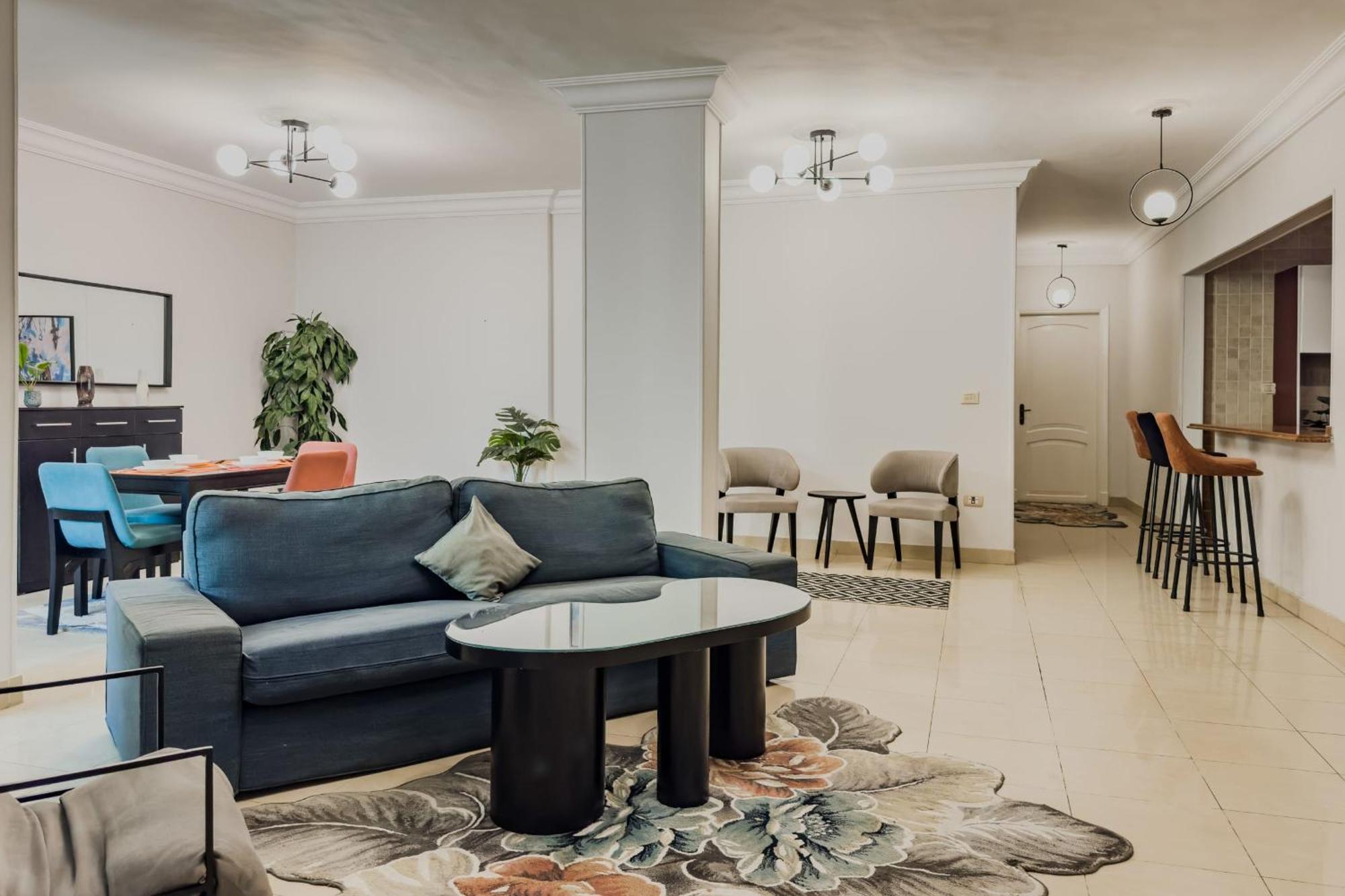 Distinct & Decent 2 Bdr Apt Steps From Nightlife And Airport Каир Экстерьер фото