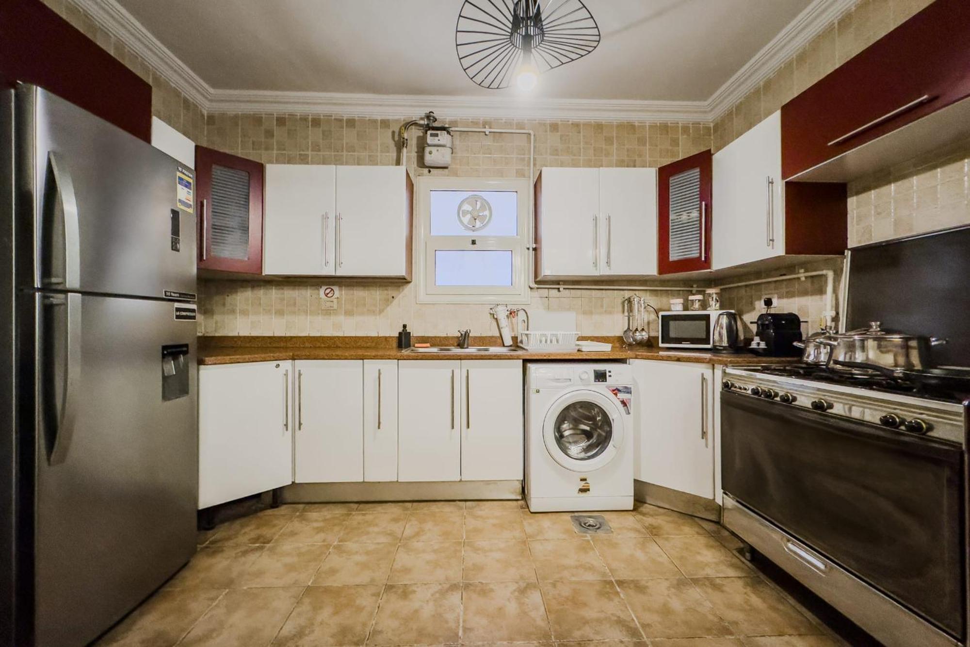 Distinct & Decent 2 Bdr Apt Steps From Nightlife And Airport Каир Экстерьер фото