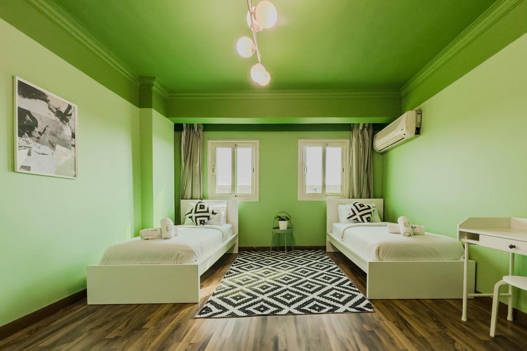 Distinct & Decent 2 Bdr Apt Steps From Nightlife And Airport Каир Экстерьер фото